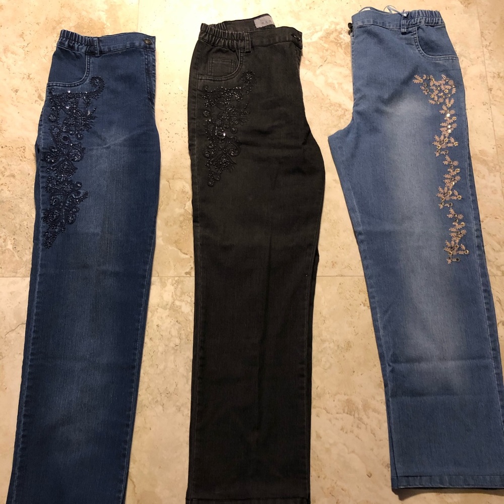 Western Jeans with Cute Embroidered Detail!